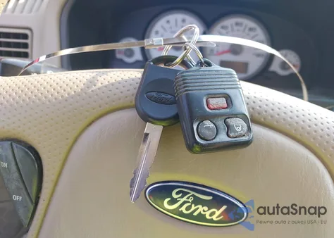 2007 Ford Escape Xlt from USA, damaged, VIN 1FMYU03Z37KC07395